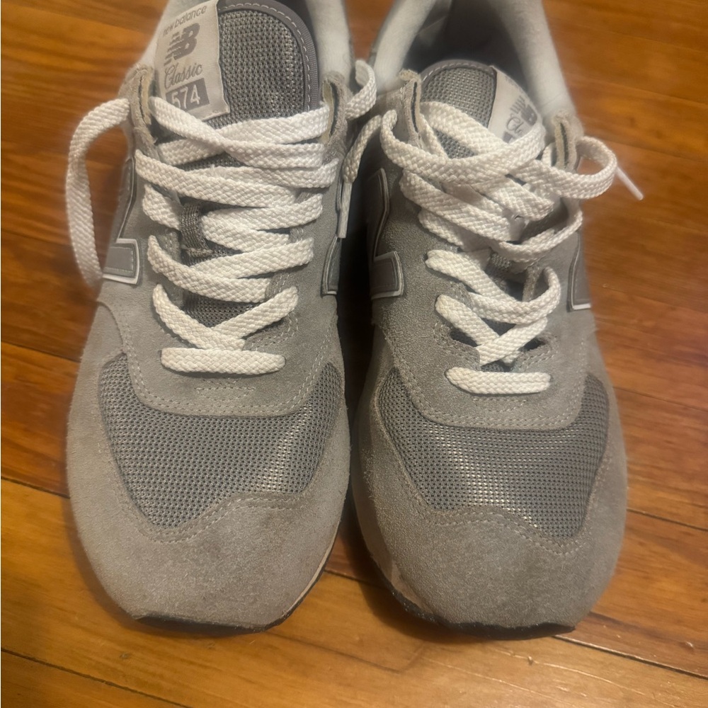 New Balance Men's 574 Classic Gray Sneakers